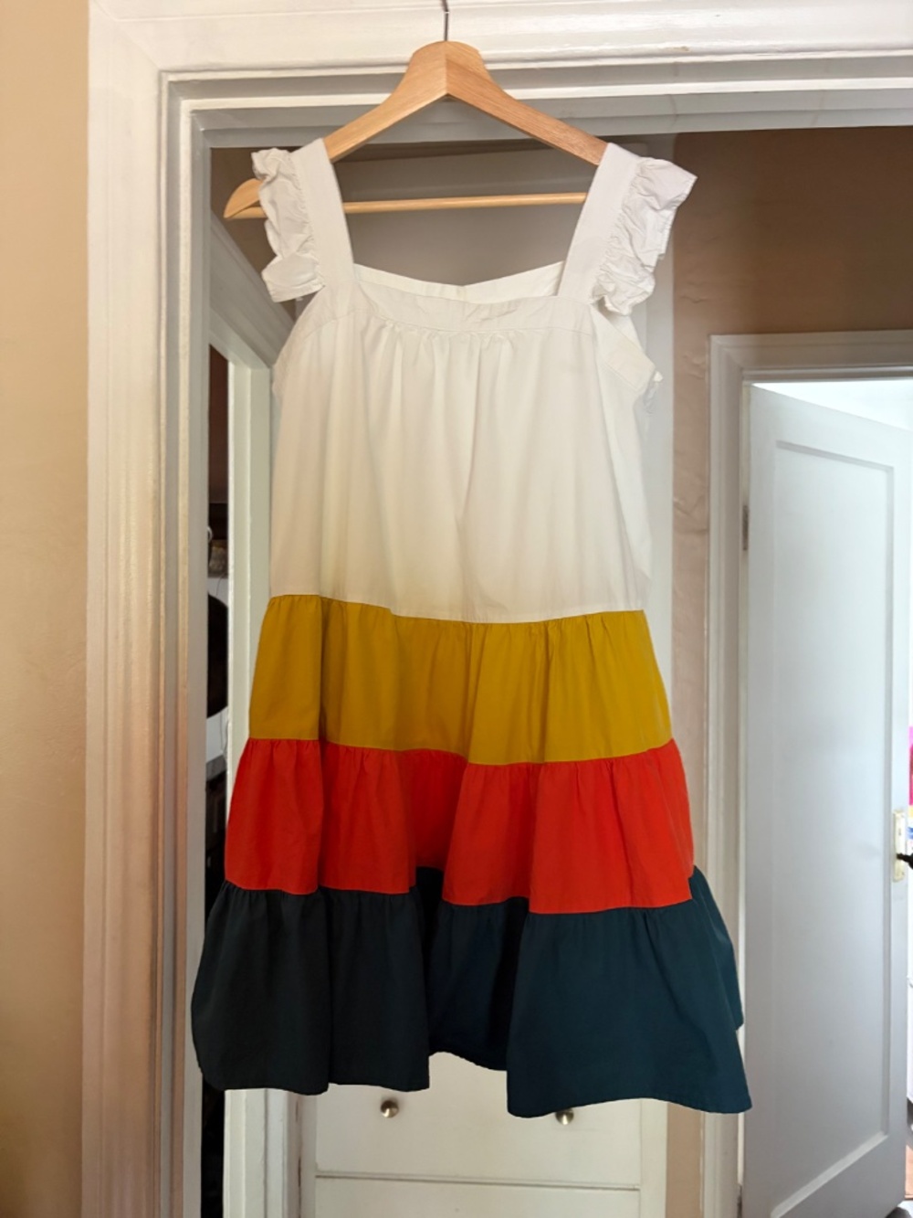🌼 THML Colorblock Ruffle Dress – Cottagecore Summer Vibes 🍯 - Picture 8 of 15